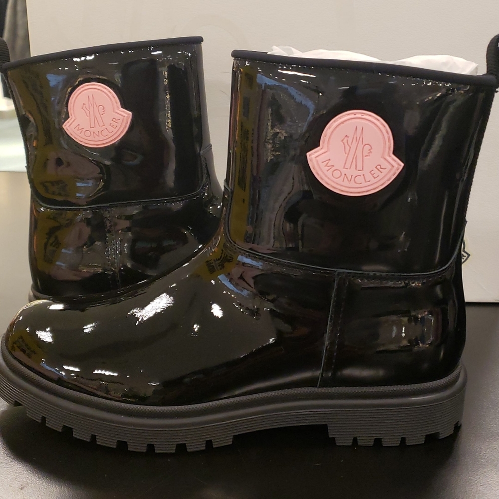 Rain boots - Picture 9 of 9